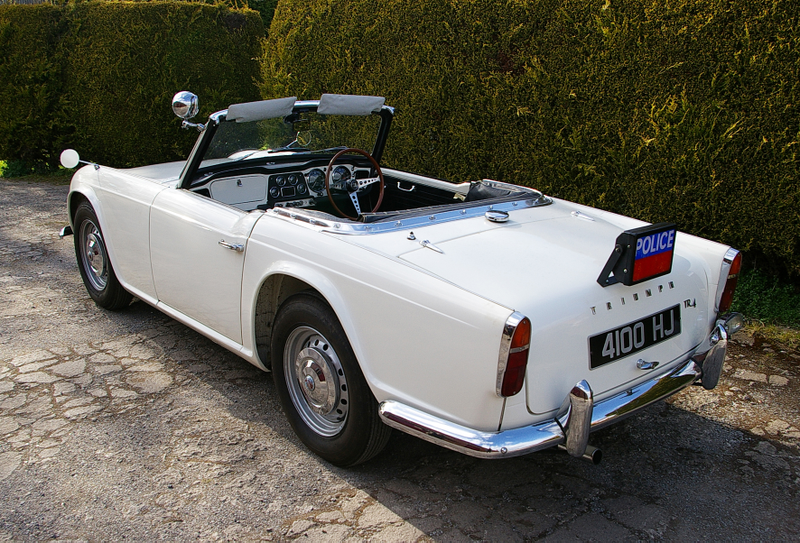 Illustration for article titled This Is The Coolest Police Car For The Summer